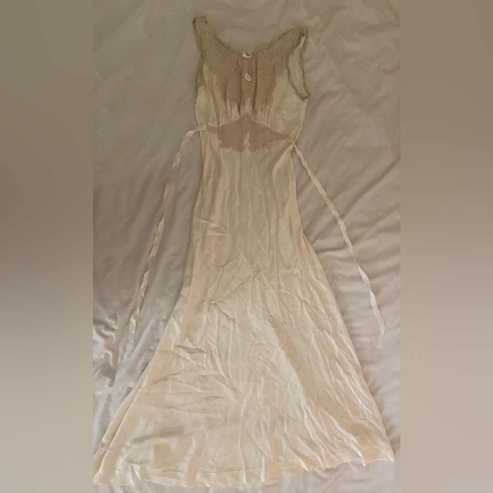 Cream Satin Vintage Trousseaux by Terris Slip Dress (XS recommended)